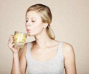 Benefits of drinking hot water with lemons