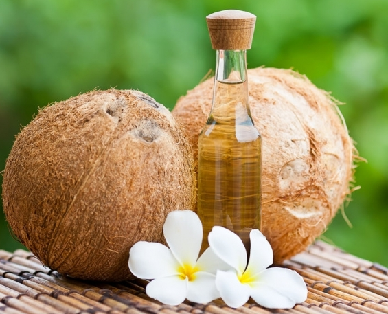 15 Ways To Include Coconut Oil In Your Beauty Routine To Save Money